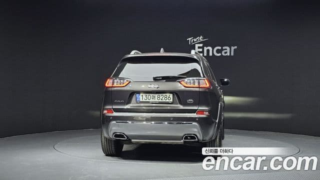 Jeep Cherokee 2021 — Şəkil 4/20