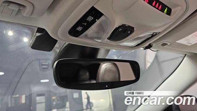 Jeep Cherokee 2021 — Photo 18/35