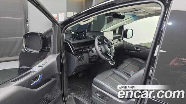Hyundai Staria 2026 — Фото 10/20