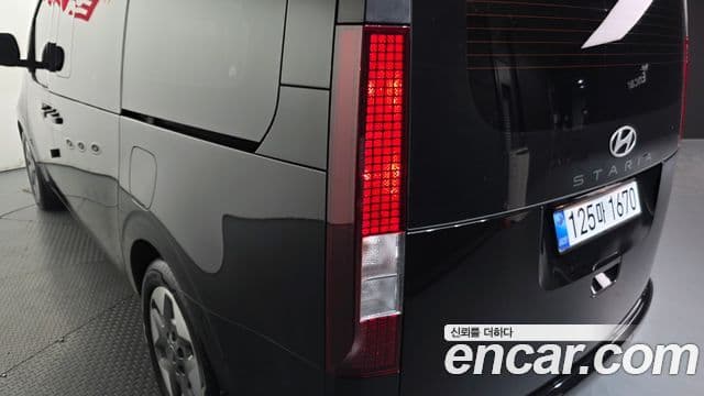 Hyundai Staria 2026 — Photo 22/34