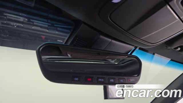Genesis G70 2018 — Photo 2/20
