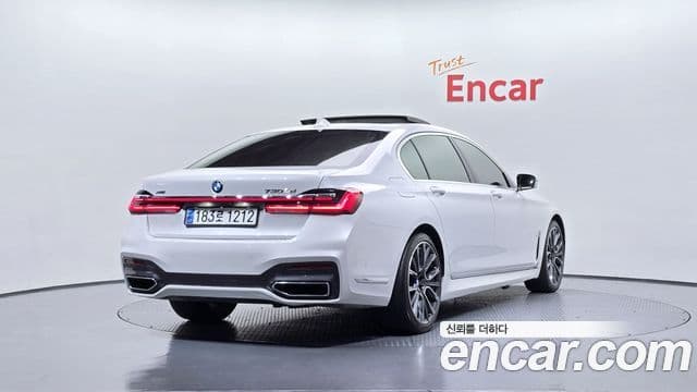 BMW 7 Series 2019 — ფოტო 2/20