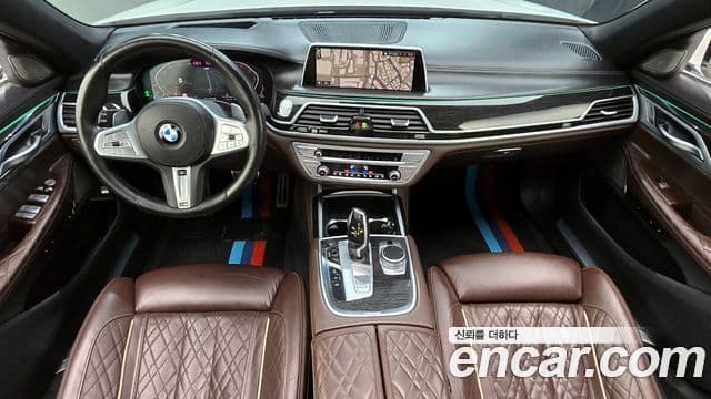BMW 7 Series 2019 — ფოტო 7/20