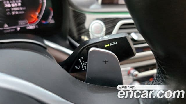 BMW 7 Series 2019 — Photo 8/30