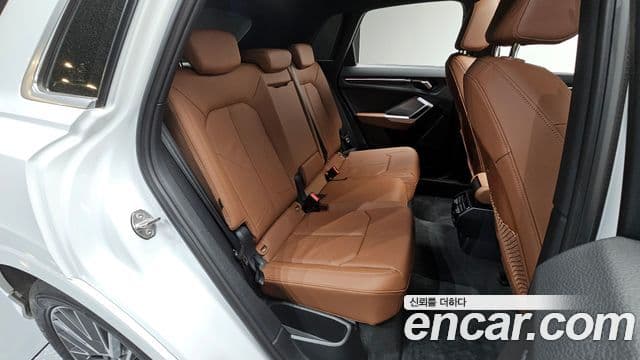 Audi Q3 2023 — Photo 9/20