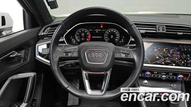 Audi Q3 2023 — Photo 7/20