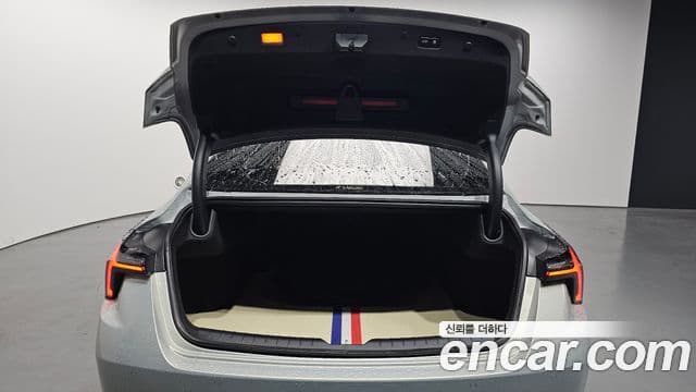 Kia K8 2025 — Photo 26/36