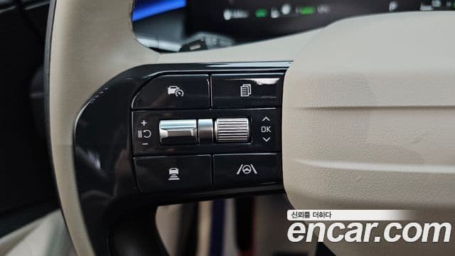 Kia K8 2025 — Photo 10/36