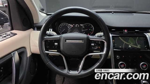 Land Rover Discovery Sport 2022 — ფოტო 4/20