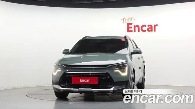 Kia Niro 2022 — ფოტო 3/20