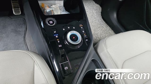 Kia Niro 2022 — ფოტო 9/20