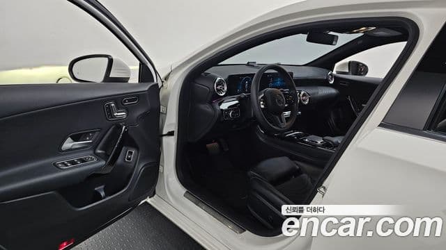 Mercedes-Benz A-Class 2020 — Şəkil 9/20