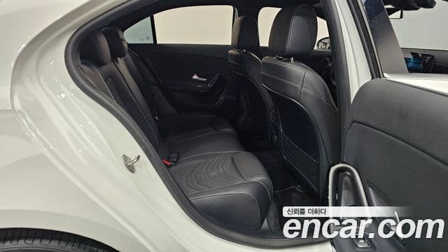 Mercedes-Benz A-Class 2020 — Şəkil 10/20