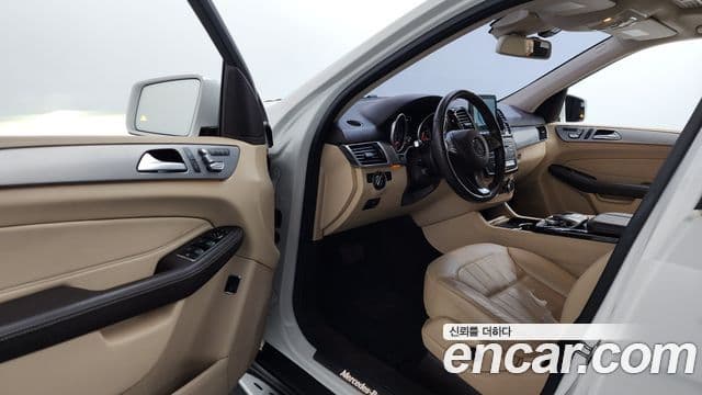 Mercedes-Benz GLE-Class 2018 — фото 10 из 20