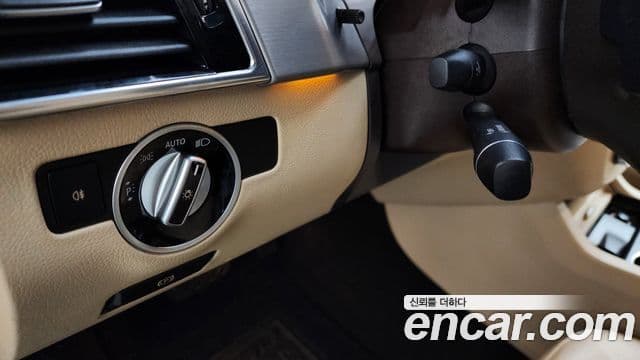 Mercedes-Benz GLE-Class 2018 — Şəkil 20/20