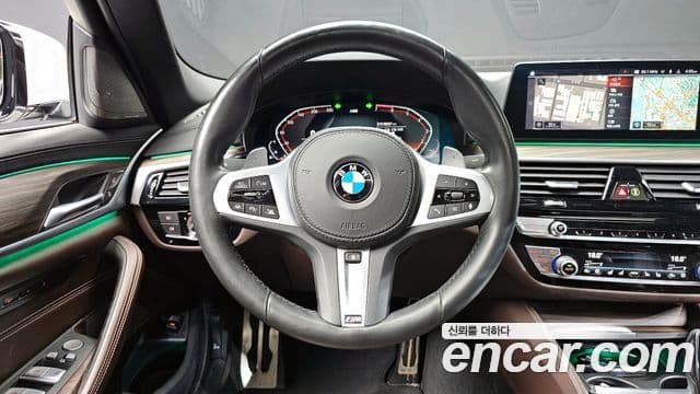 BMW 5 Series 2020 — ფოტო 12/20