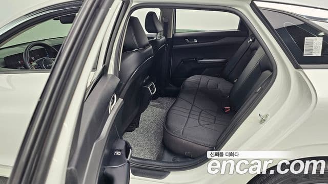 Kia K5 2024 — Şəkil 11/20