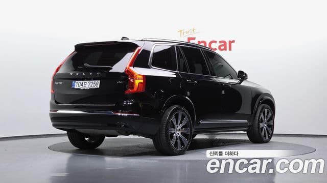 Volvo XC90 2024 — Фото 2/20
