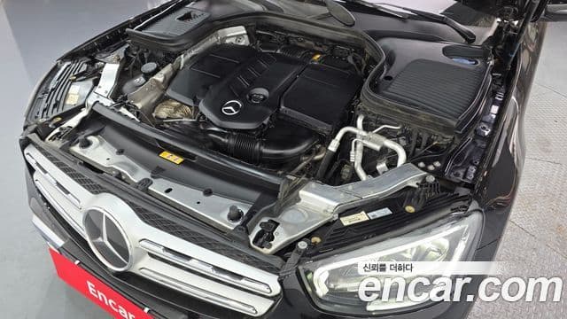 Mercedes-Benz GLC-Class 2022 — ფოტო 6/20