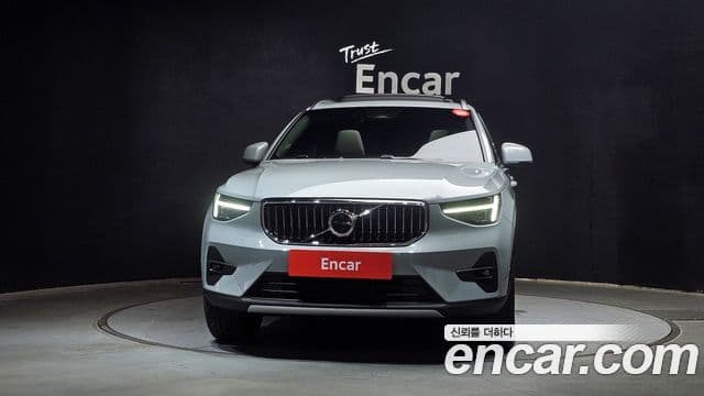 Volvo XC40 2024 — Şəkil 3/20