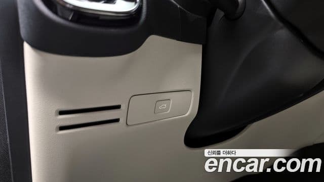 Volvo XC40 2024 — фото 20 из 20