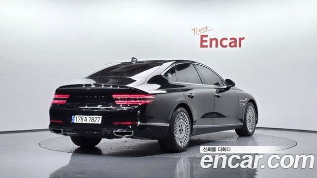 Genesis Electrified G80 2022 — ფოტო 2/20