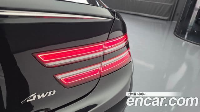 Genesis G80 2022 — Şəkil 24/37