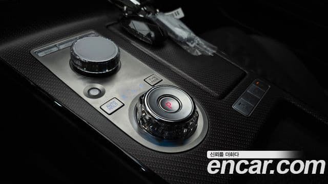 Genesis Electrified G80 2025 — Şəkil 9/20