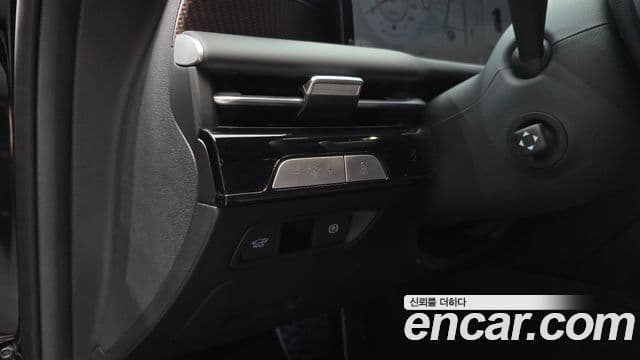 Genesis Electrified G80 2025 — ფოტო 16/20