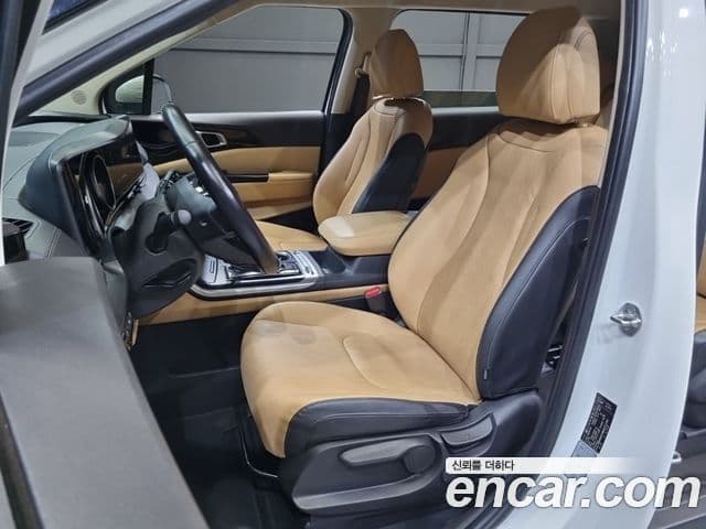 Kia Carnival 2020 — Şəkil 18/20