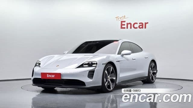 Porsche Taycan 2021 — Şəkil 10/20