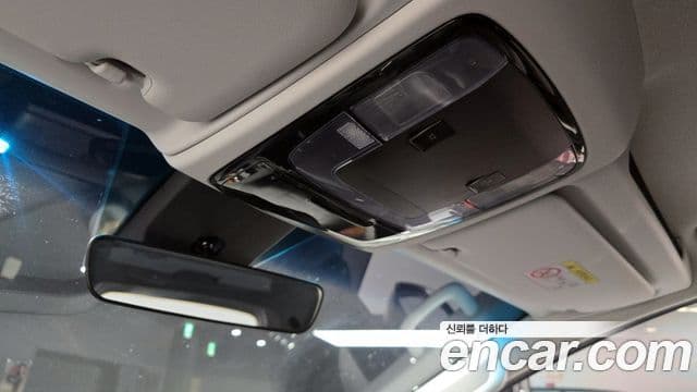 Hyundai Staria 2022 — Фото 19/20