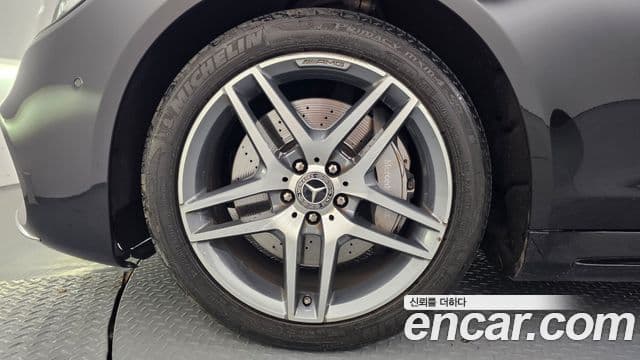 Mercedes-Benz S-Class 2019 — ფოტო 17/20