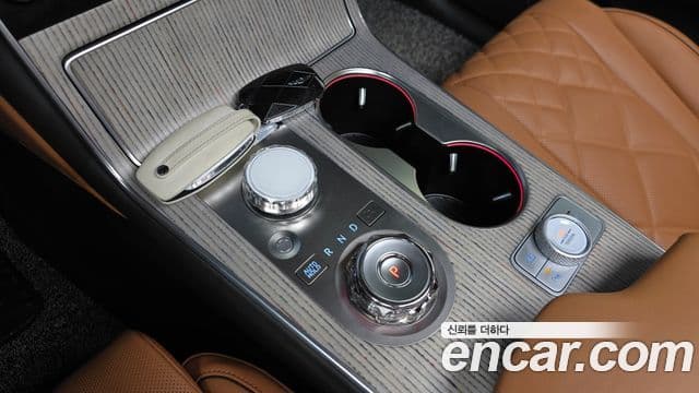 Genesis GV80 2024 — фото 9 из 20