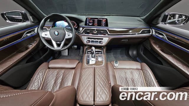 BMW 7 Series 2020 — ფოტო 12/20