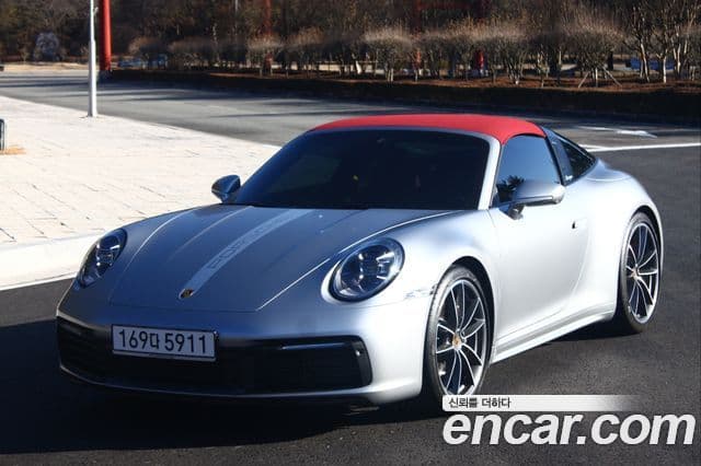 Porsche 911 2024 — ფოტო 10/20