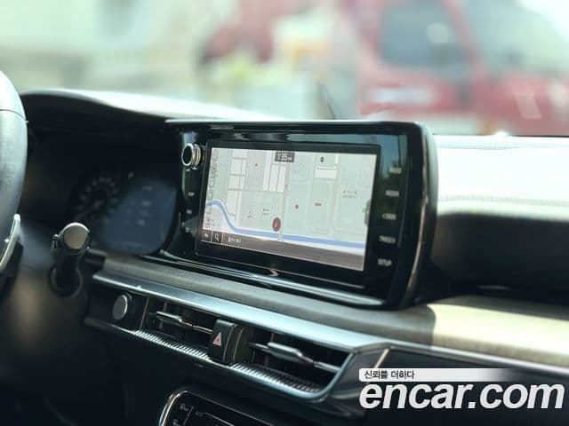 Kia K5 2022 — ფოტო 19/20