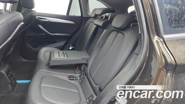 BMW X1 2020 — ფოტო 12/20