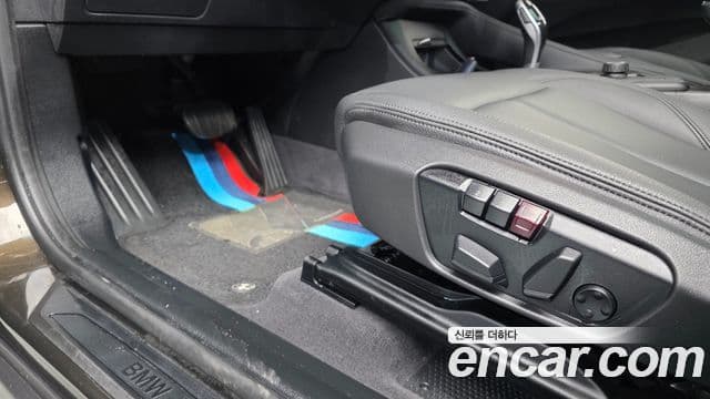 BMW X1 2020 — ფოტო 16/30