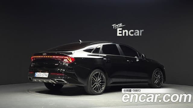 Kia K5 2021 — Şəkil 2/20