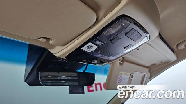 Hyundai Staria 2025 — Фото 18/20