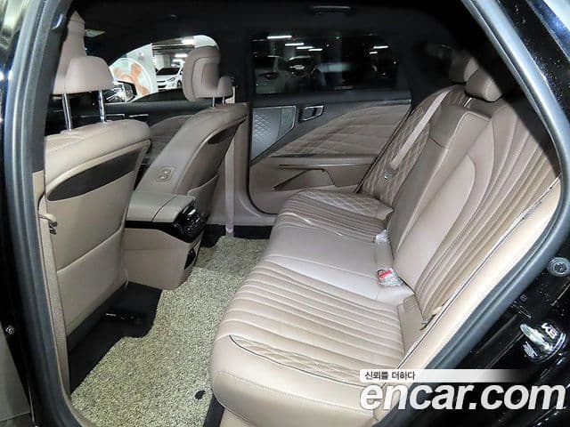Kia K8 2023 — ფოტო 7/20