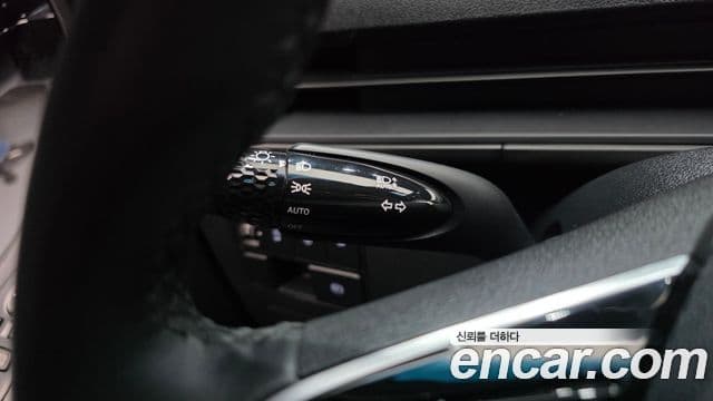 Hyundai Staria 2022 — ფოტო 16/20