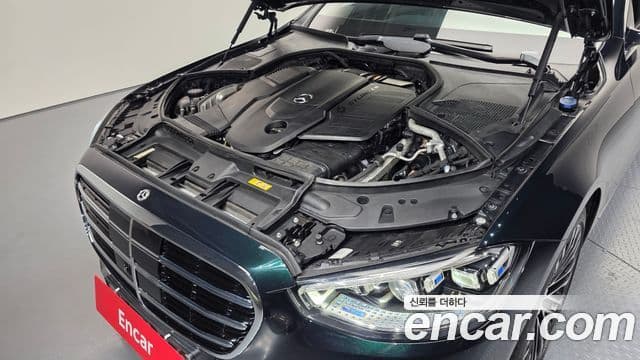 Mercedes-Benz S-Class 2021 — Фото 6/20