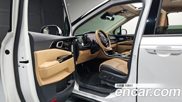 Kia Carnival 2021 — Фото 10/20