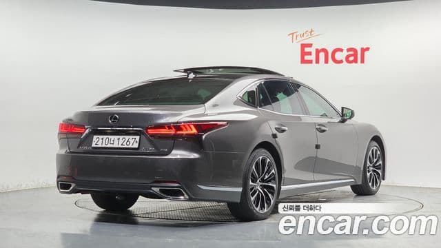 Lexus LS500 2021 — Şəkil 2/20