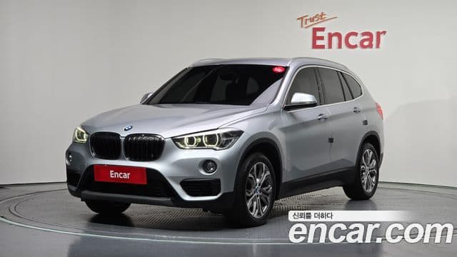 BMW X1 2018 — Photo 15/20