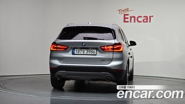 BMW X1 2018 — Photo 14/20
