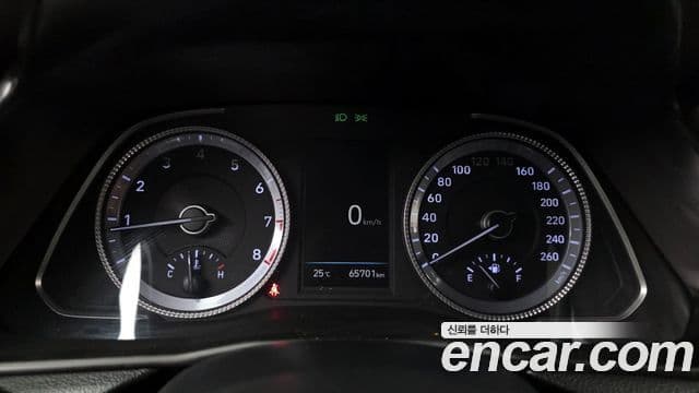 Hyundai Sonata 2021 — Фото 8/20