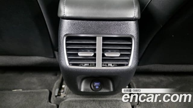 Hyundai Sonata 2021 — Фото 18/20
